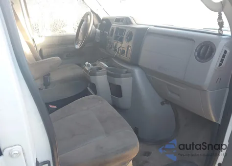 2013 Ford E-350 Super Duty Xlt z USA, uszkodzony, nr VIN 1FBSS3BL2DDA76608